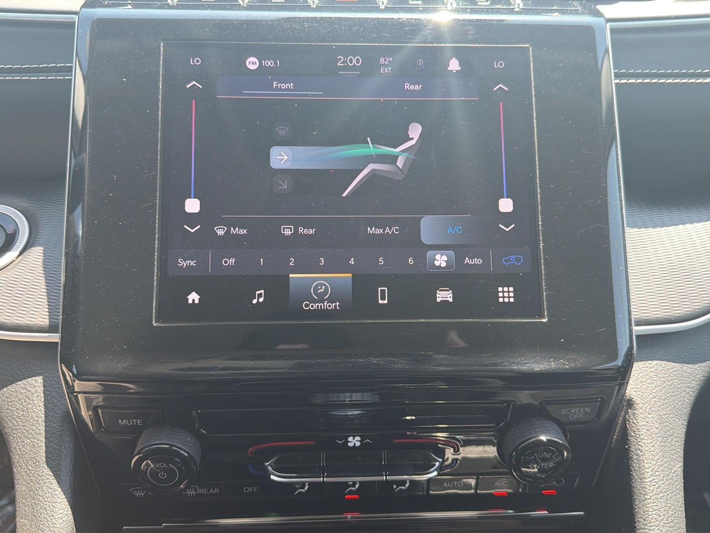 2023 Jeep Grand Cherokee L Laredo