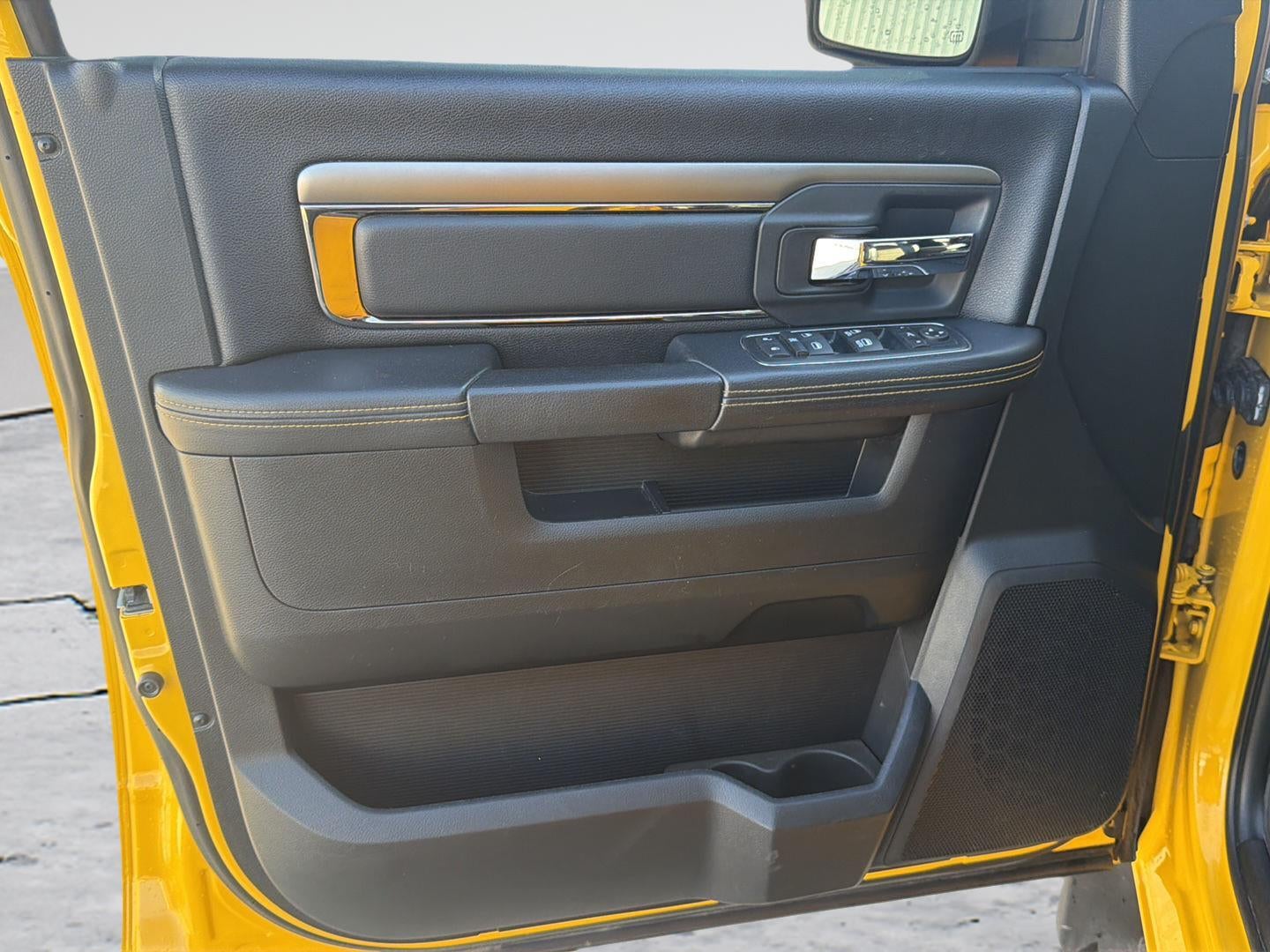 2016 RAM 1500 Sport 22