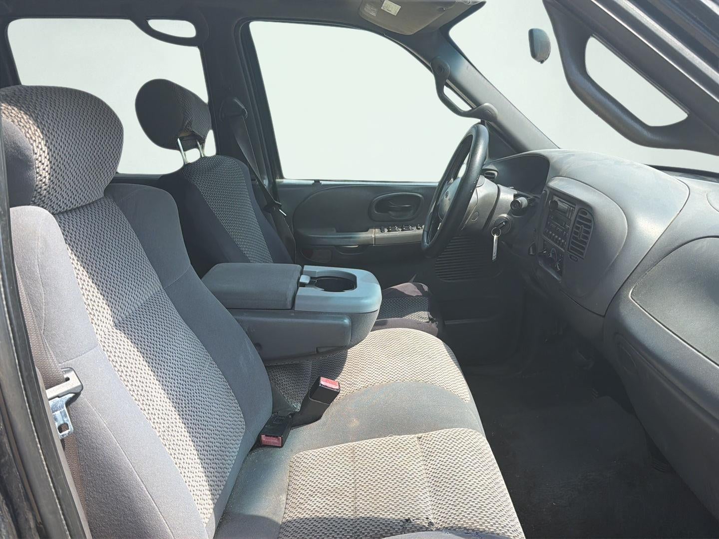 2002 Ford F-150 XLT