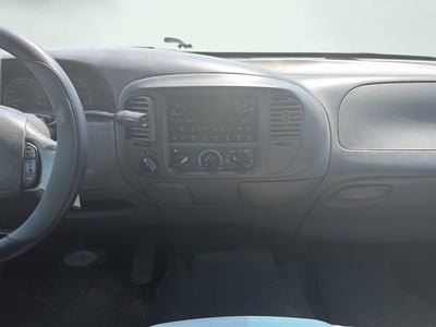 2002 Ford F-150 XLT