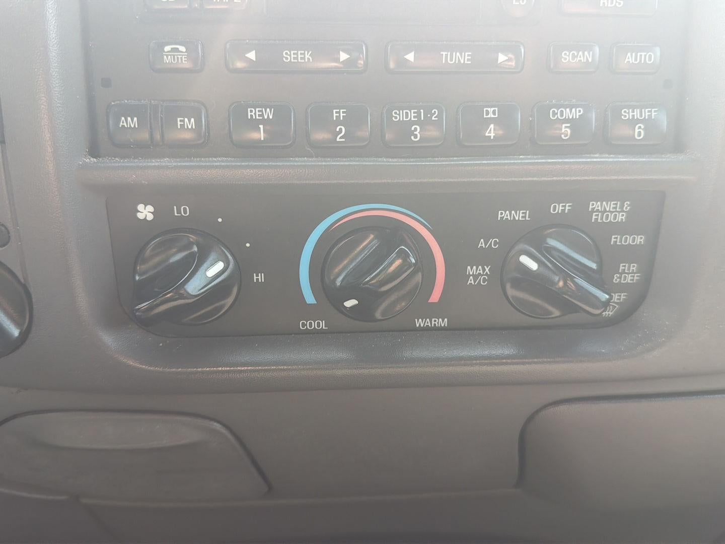 2002 Ford F-150 XLT