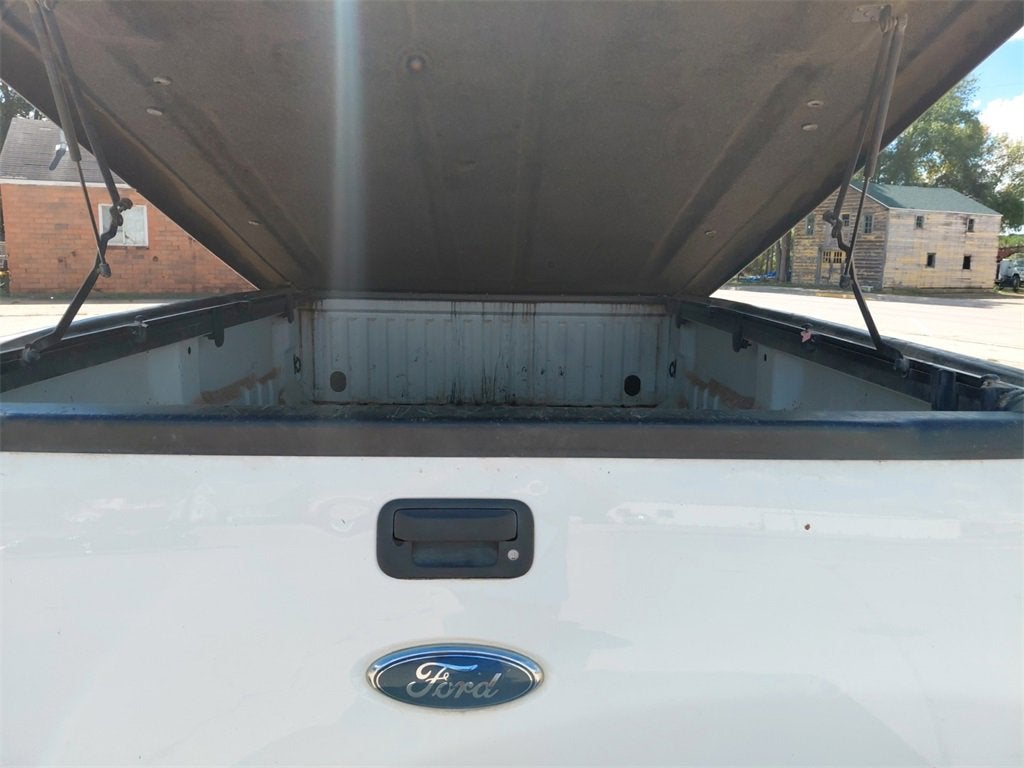 2010 Ford Super Duty F-250 SRW XL