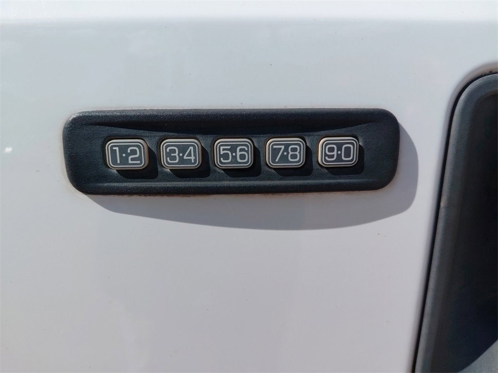 2010 Ford Super Duty F-250 SRW XL