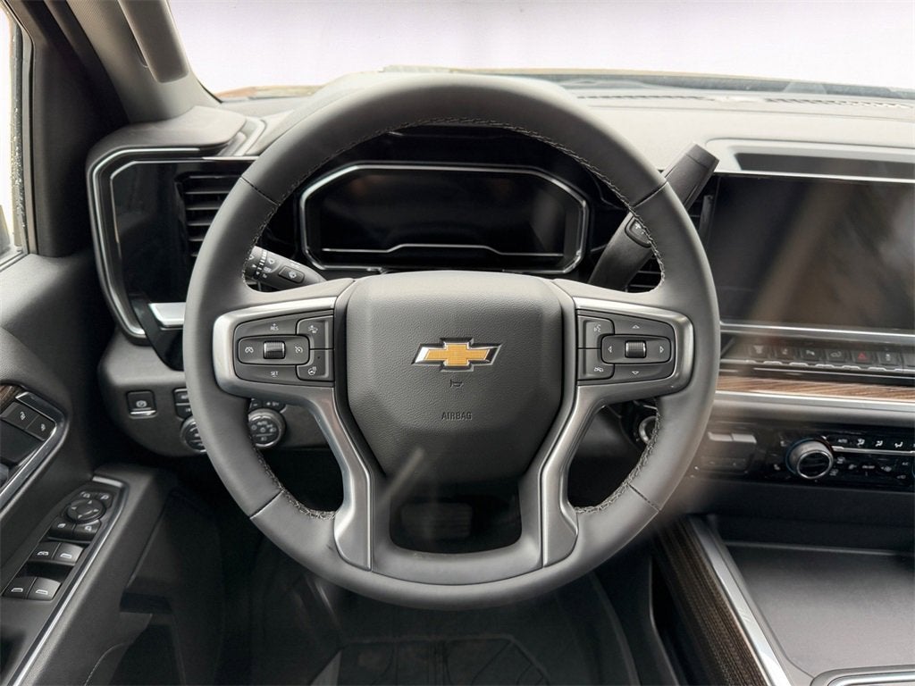 2025 Chevrolet Silverado 3500 HD LT DRW