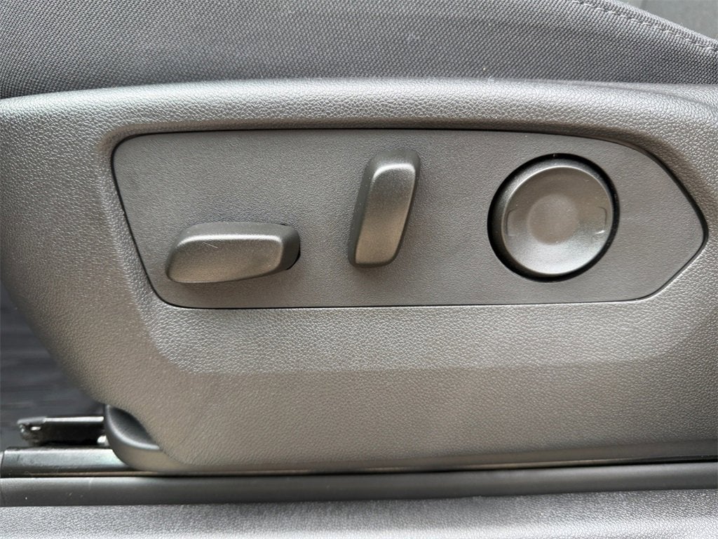 2025 Chevrolet Silverado 3500 HD LT DRW