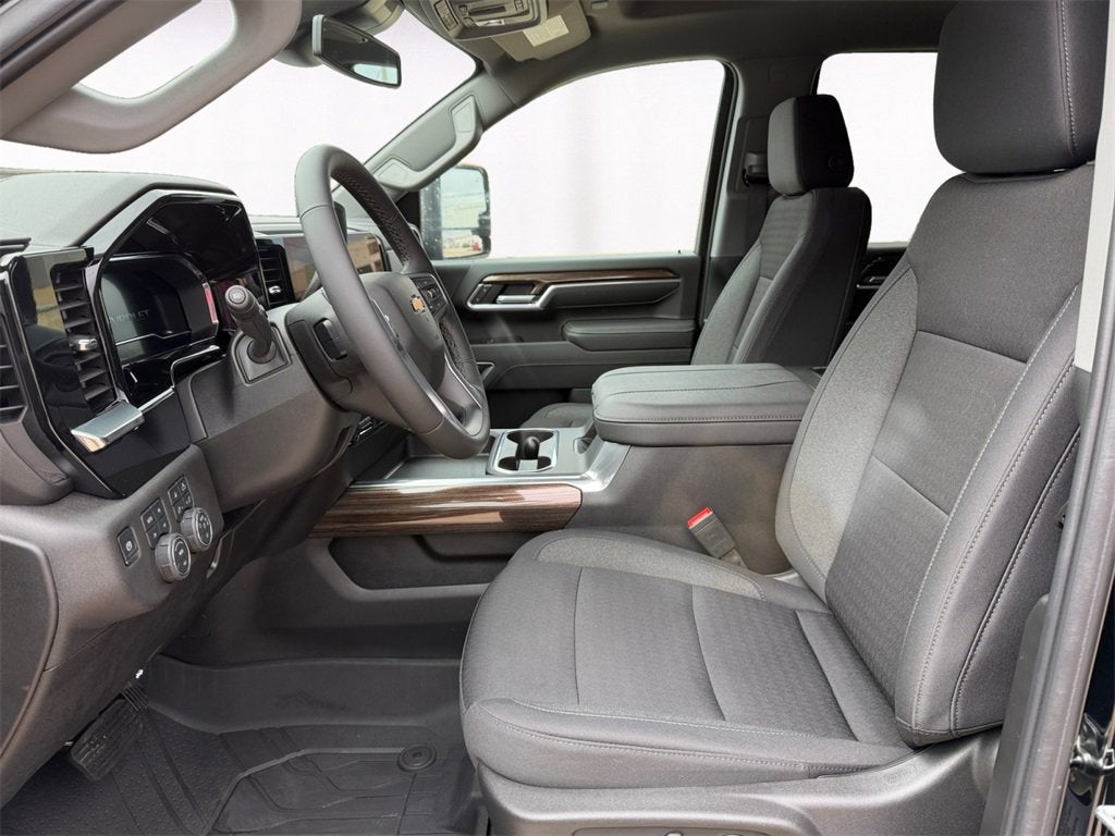 2025 Chevrolet Silverado 3500 HD LT DRW