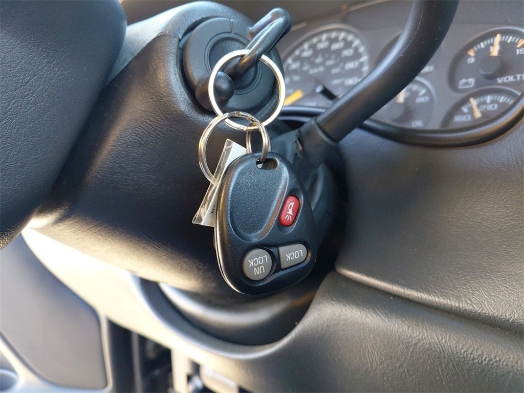 2000 Chevrolet Silverado 1500 LS