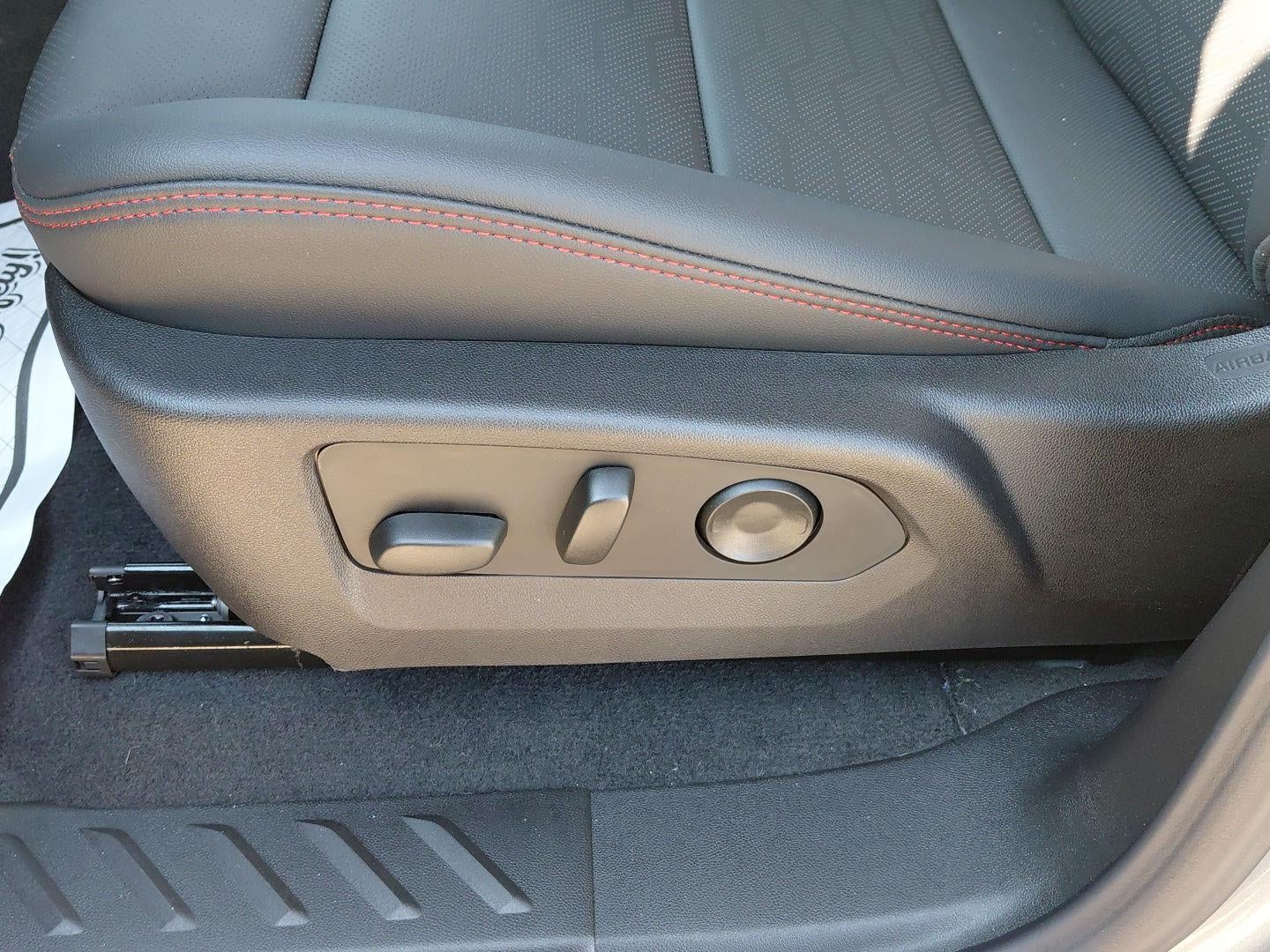 2026 Chevrolet Colorado Z71 25