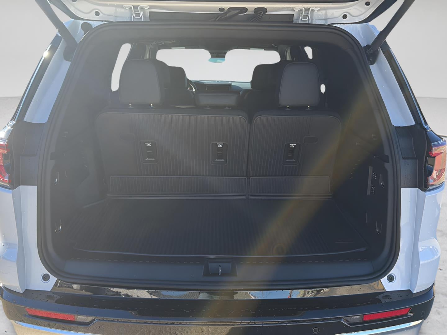 2027 GMC Acadia Denali 23