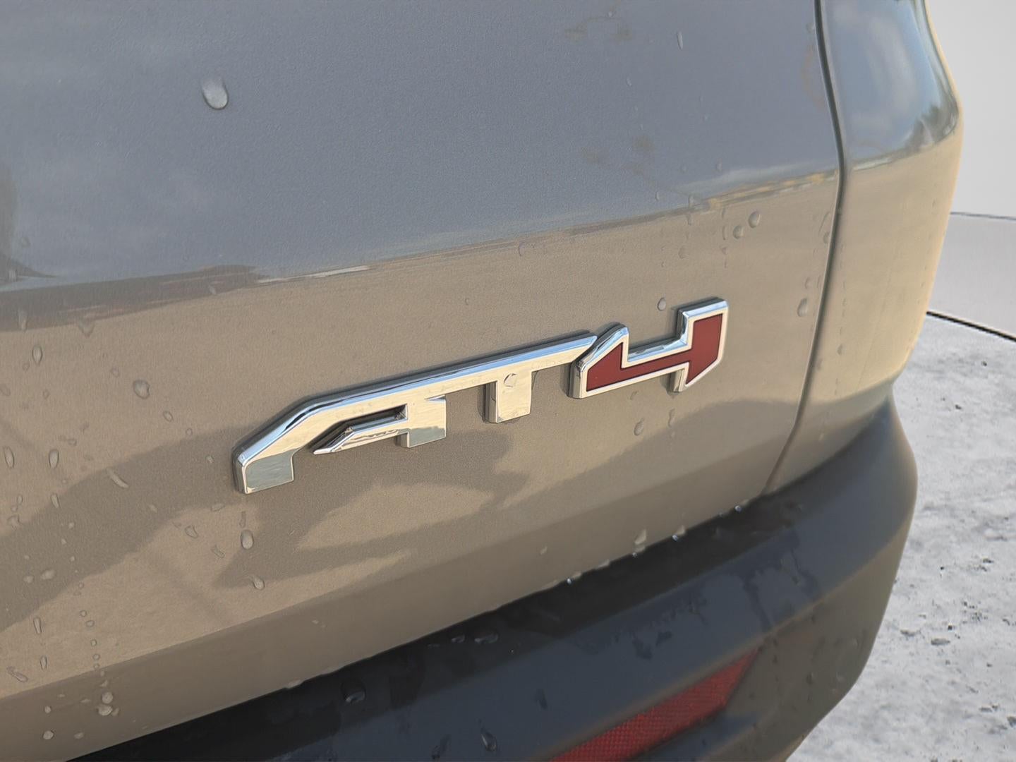 2026 GMC Acadia AT4