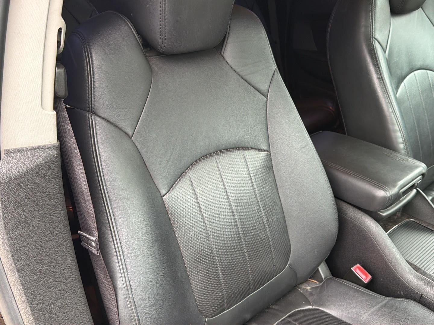 2012 GMC Acadia Denali 17