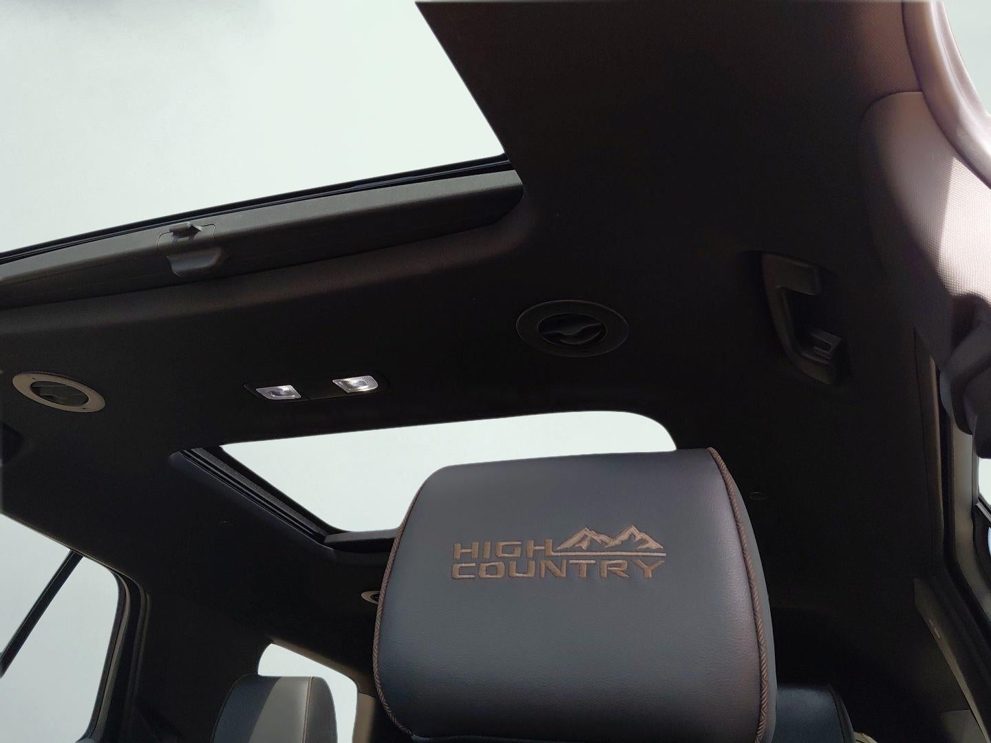 2022 Chevrolet Traverse High Country