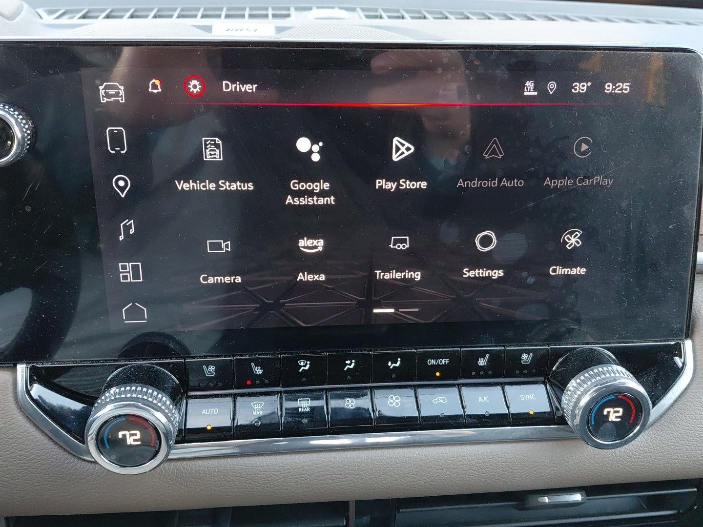 2024 GMC Canyon Denali