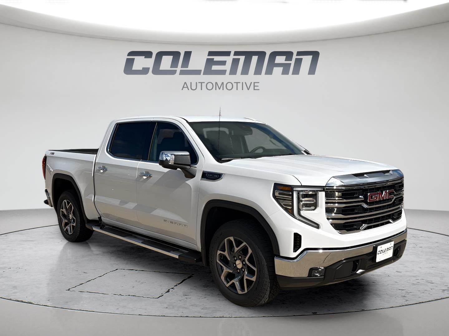 2026 GMC Sierra 1500 SLT 11