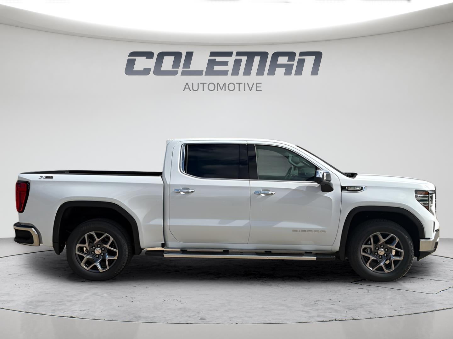2026 GMC Sierra 1500 SLT 13