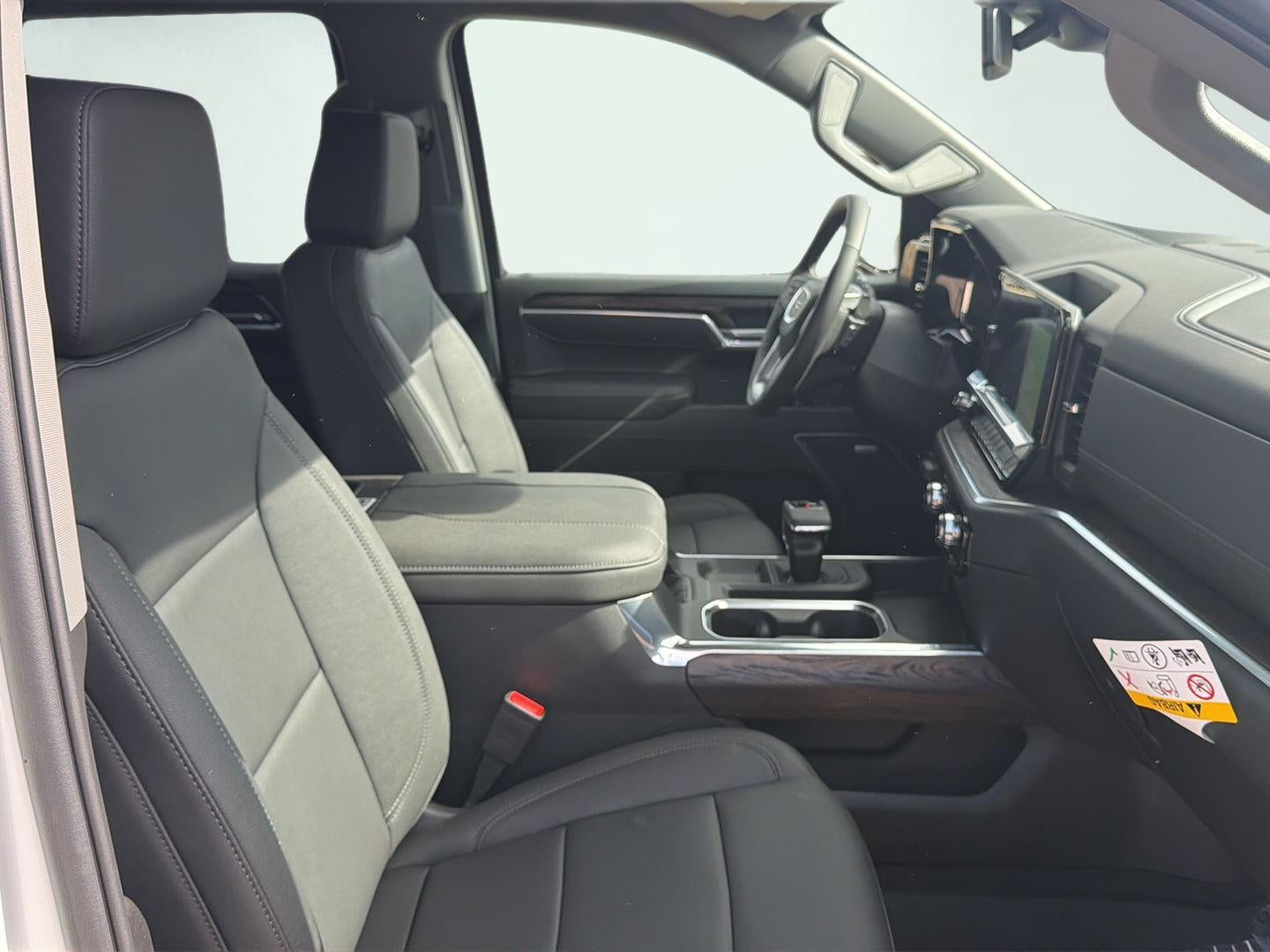 2026 GMC Sierra 1500 SLT 14