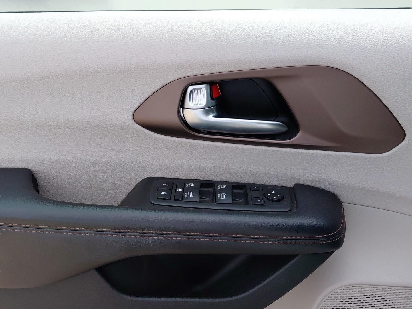 2019 Chrysler Pacifica Touring L Plus