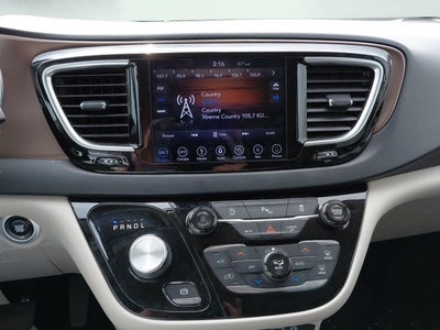 2019 Chrysler Pacifica Touring L Plus