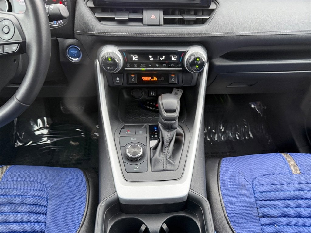 2019 Toyota RAV4 Hybrid XLE