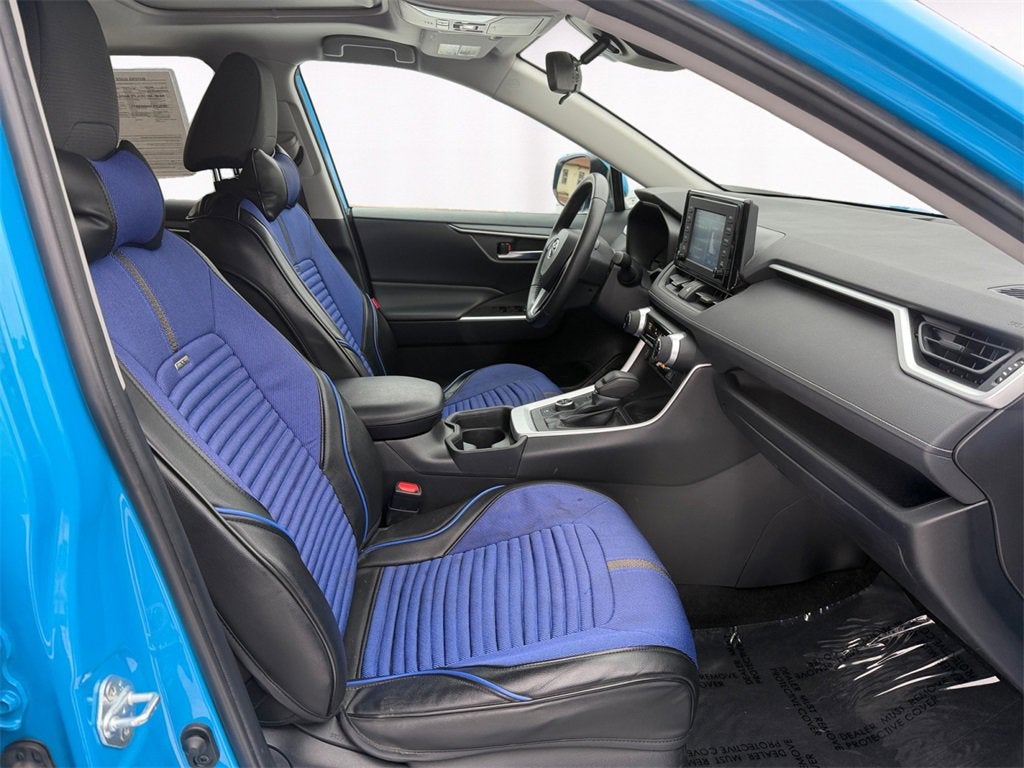 2019 Toyota RAV4 Hybrid XLE