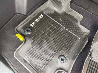 2019 Toyota RAV4 Hybrid XLE