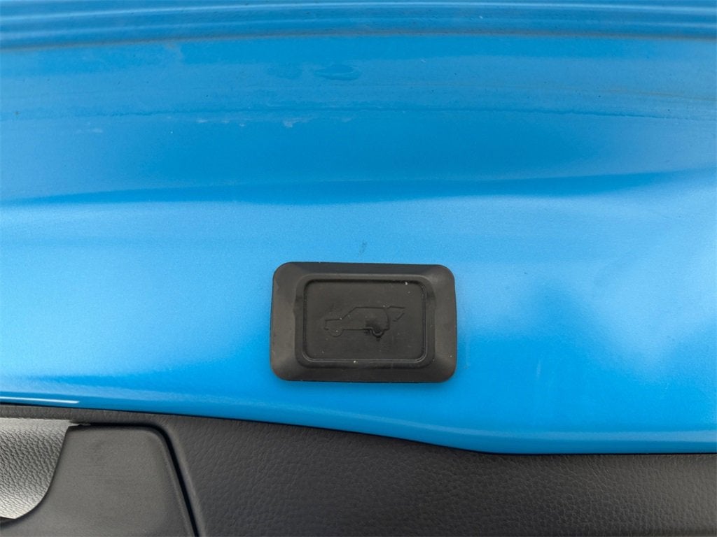 2019 Toyota RAV4 Hybrid XLE