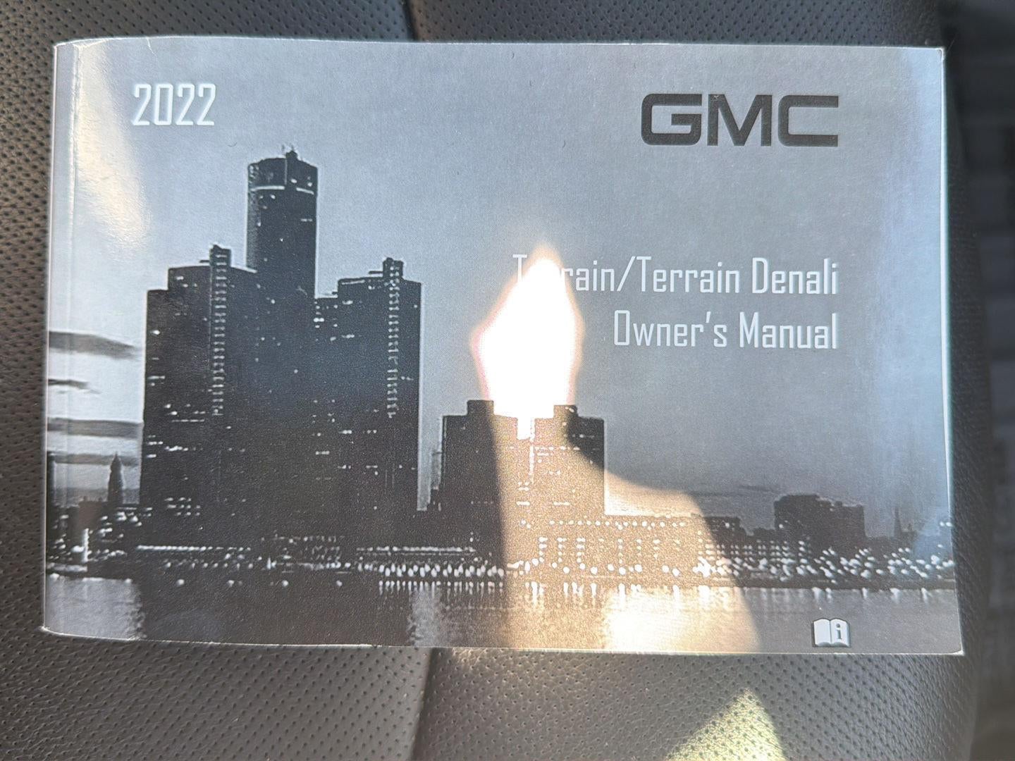 2022 GMC Terrain SLT