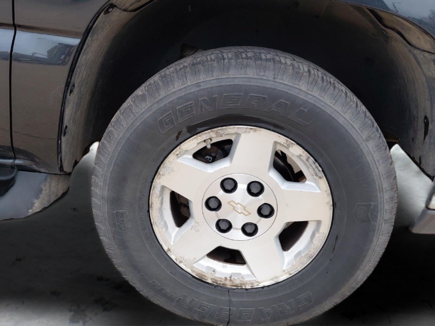 2004 Chevrolet Suburban LT