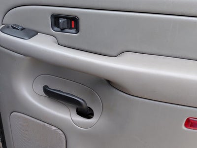 2004 Chevrolet Suburban LT