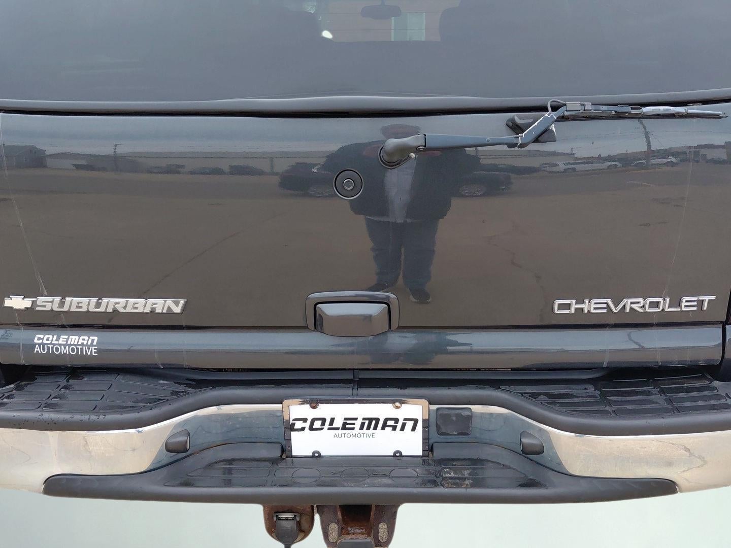 2004 Chevrolet Suburban LT