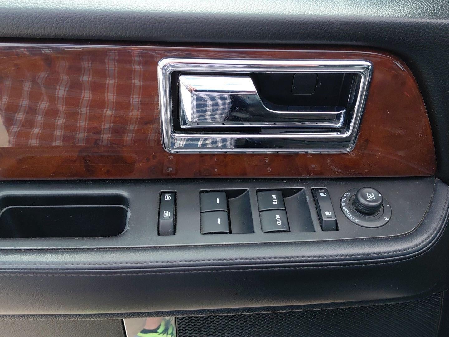 2016 Lincoln Navigator L Select